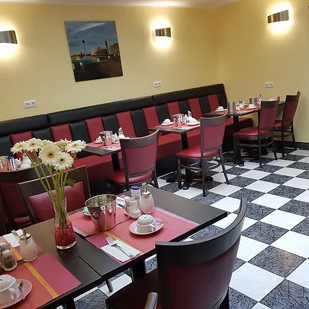 Diana Guest house Dusseldorf