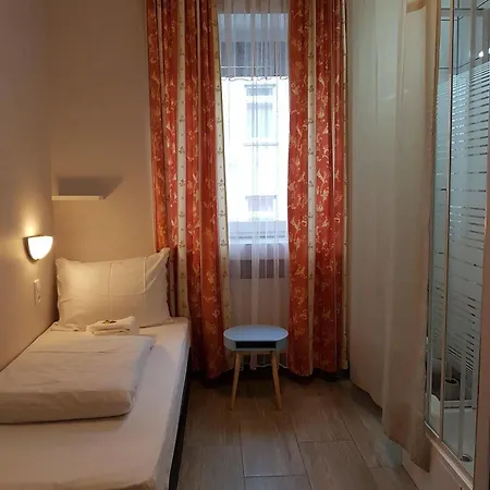 Diana Guest house Dusseldorf