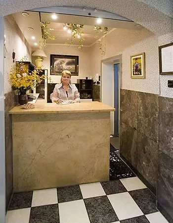 Guest house Diana 3*
